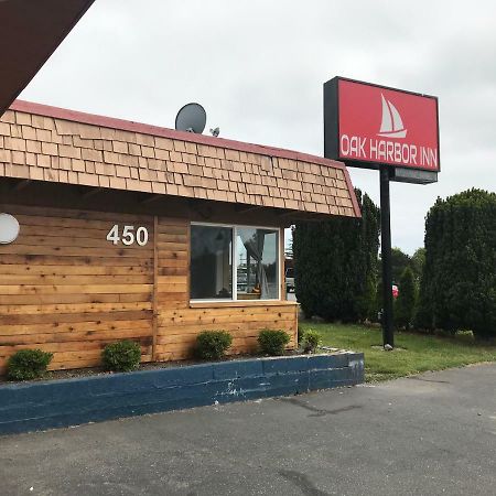 Oak Harbor Inn Exterior photo